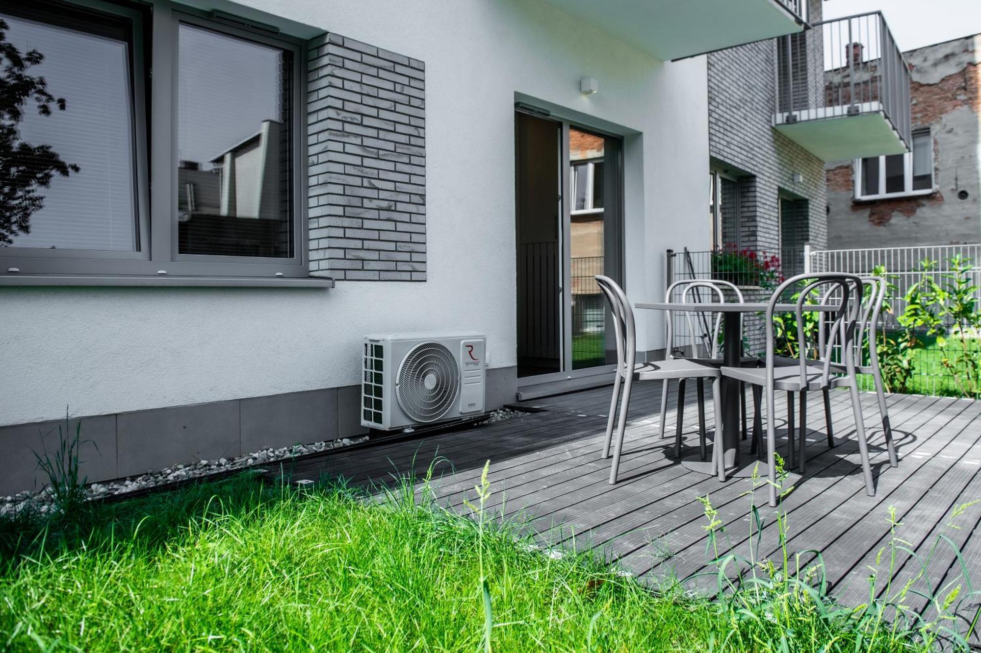 Apartament Mikolowska Z Tarasem Gliwice Eksteriør billede
